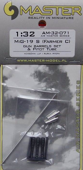 1/32 MiG-19S Farmer C - Gun barrels & pitot tube