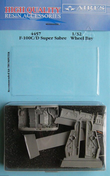 1/48 F-100C/D Super Sabre wheel bay  (TRUMP)